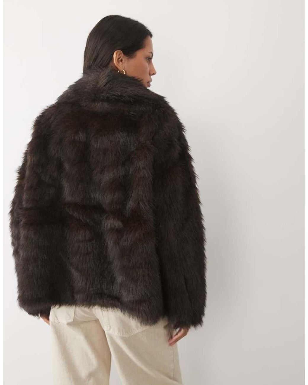 New Look Black Cropped Faux Fur Jacket