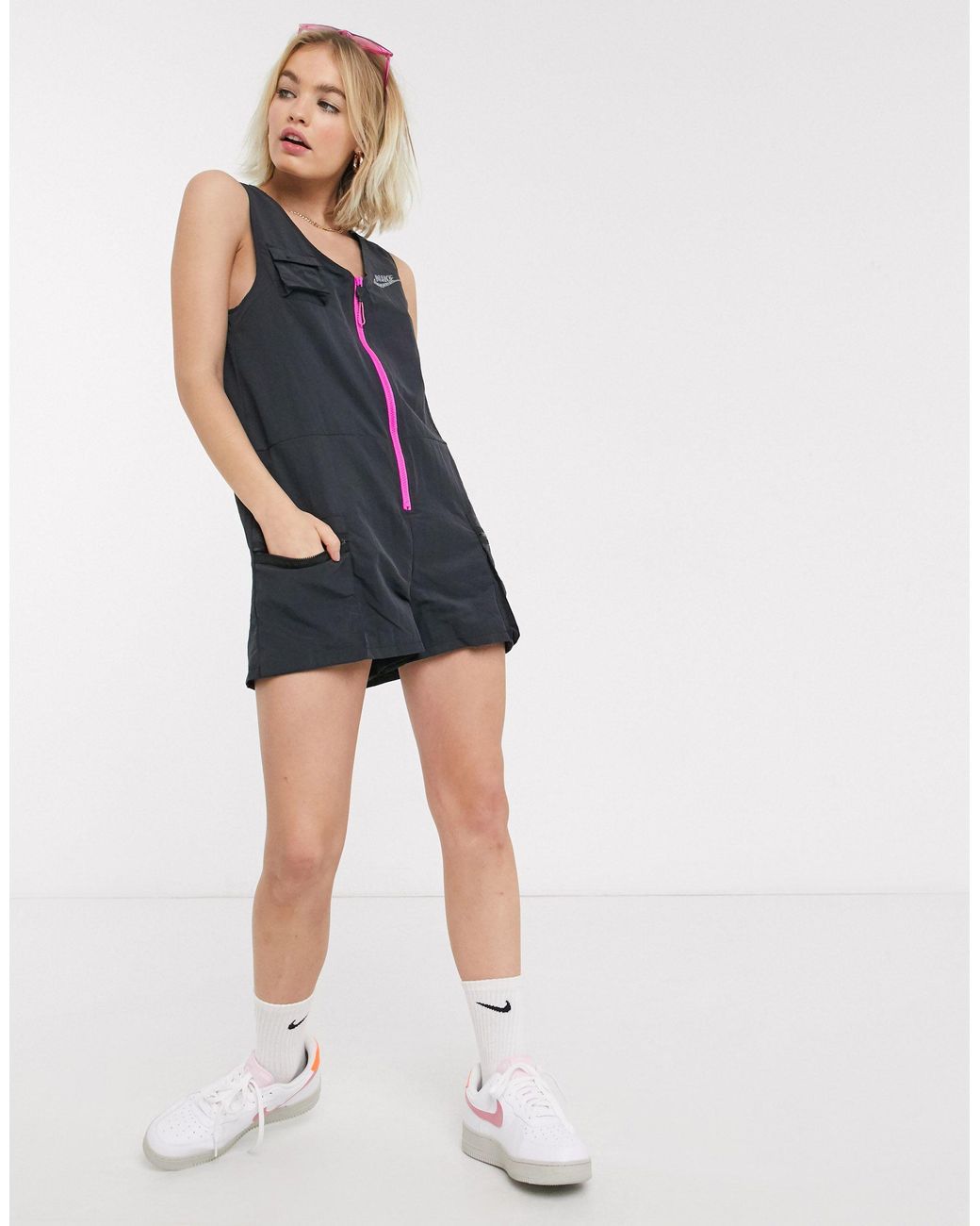 Mono corto utilitario en negro Nike de color Azul Lyst