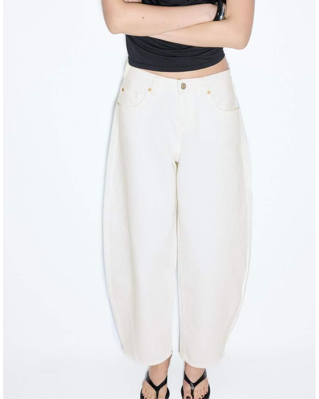Stradivarius White D80 Barrel Fit Jeans