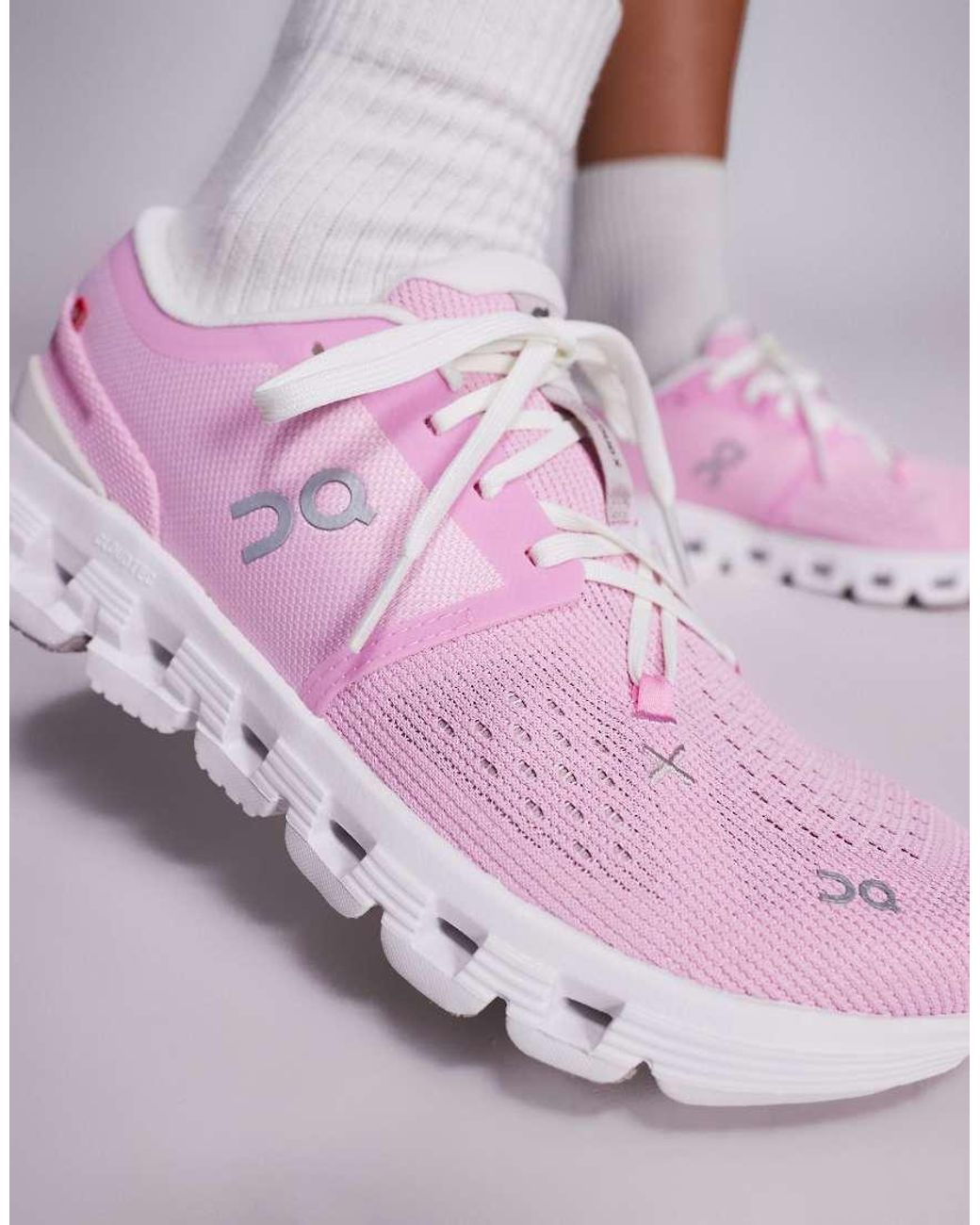 On Shoes Pink Cloud X 4 Training Trainers