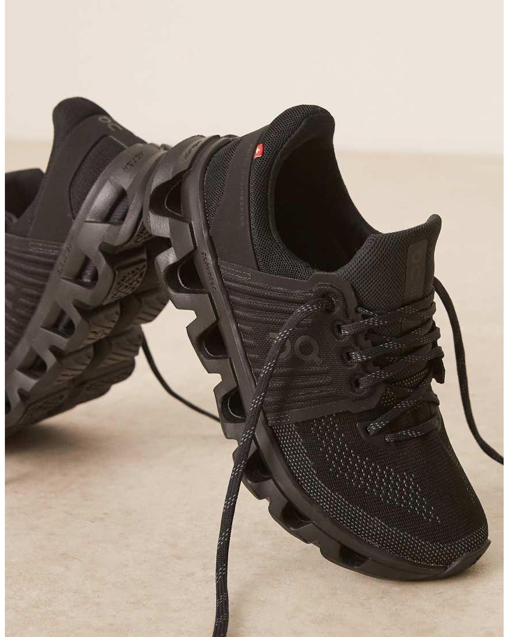 On Shoes Black Cloudswift 4 Ad Running Trainers