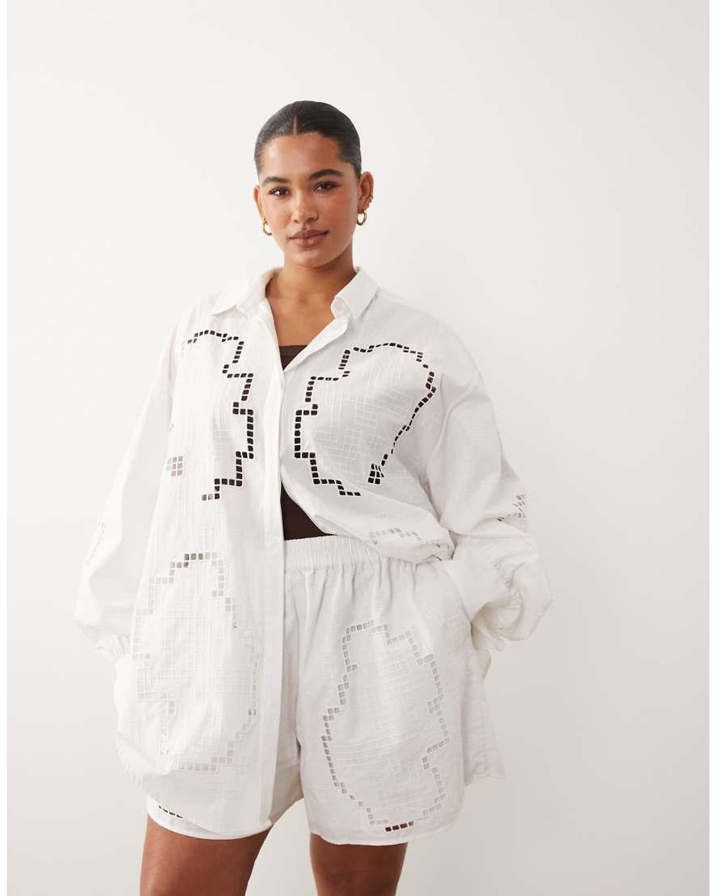 ARRANGE White Curve Cutwork Embroidered Short Co-Ord