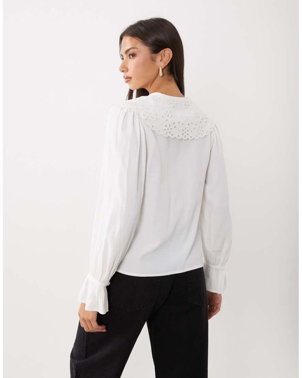 Nobody's Child White Briar Lace Cutwork Oversized Collar Ruffle Sleeve Blouse