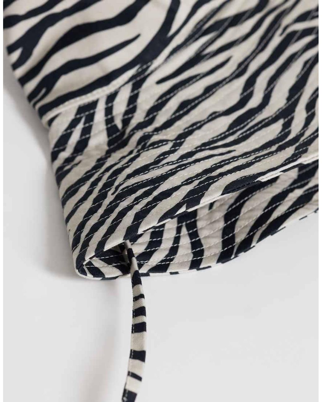 Tommy Hilfiger White Bucket Hat