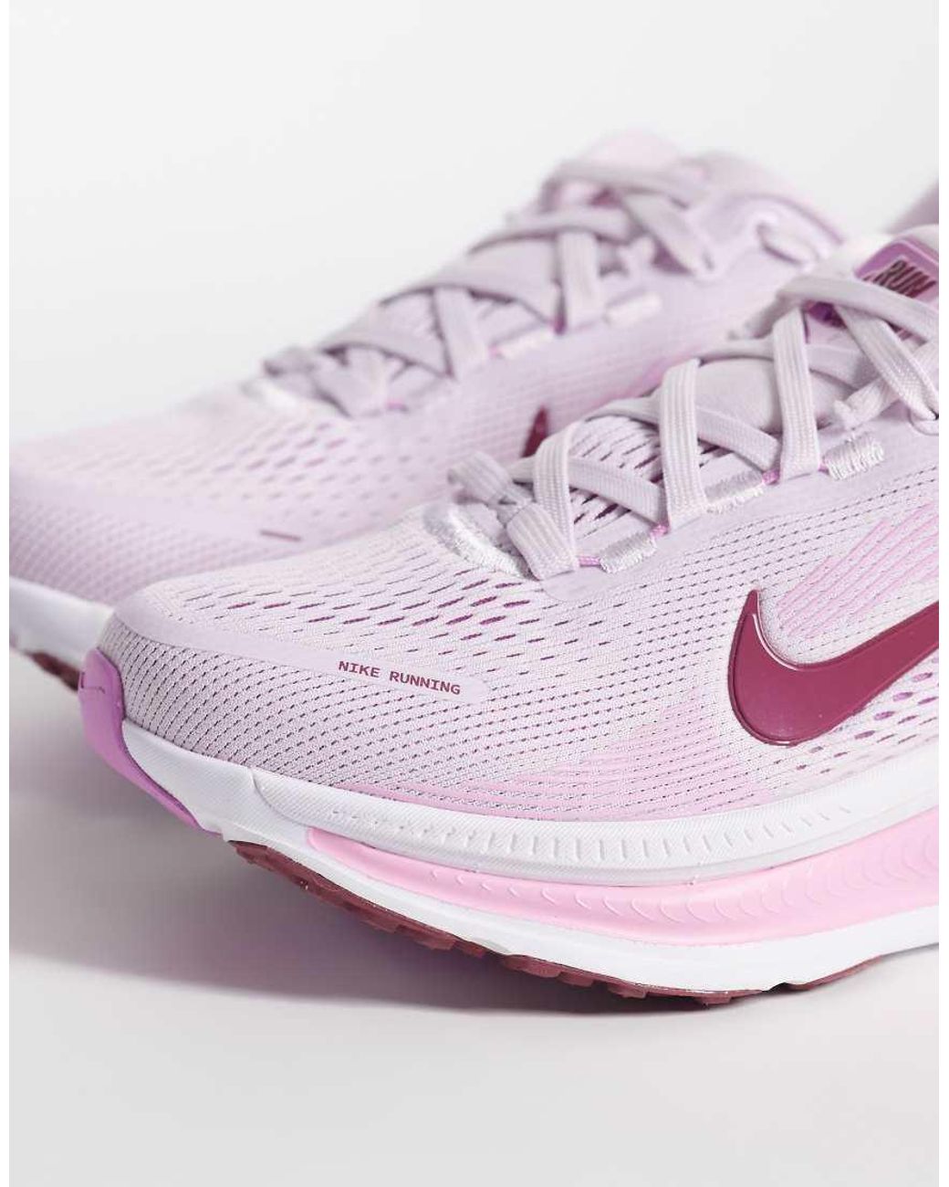 Nike Pink Vomero 18 Trainers