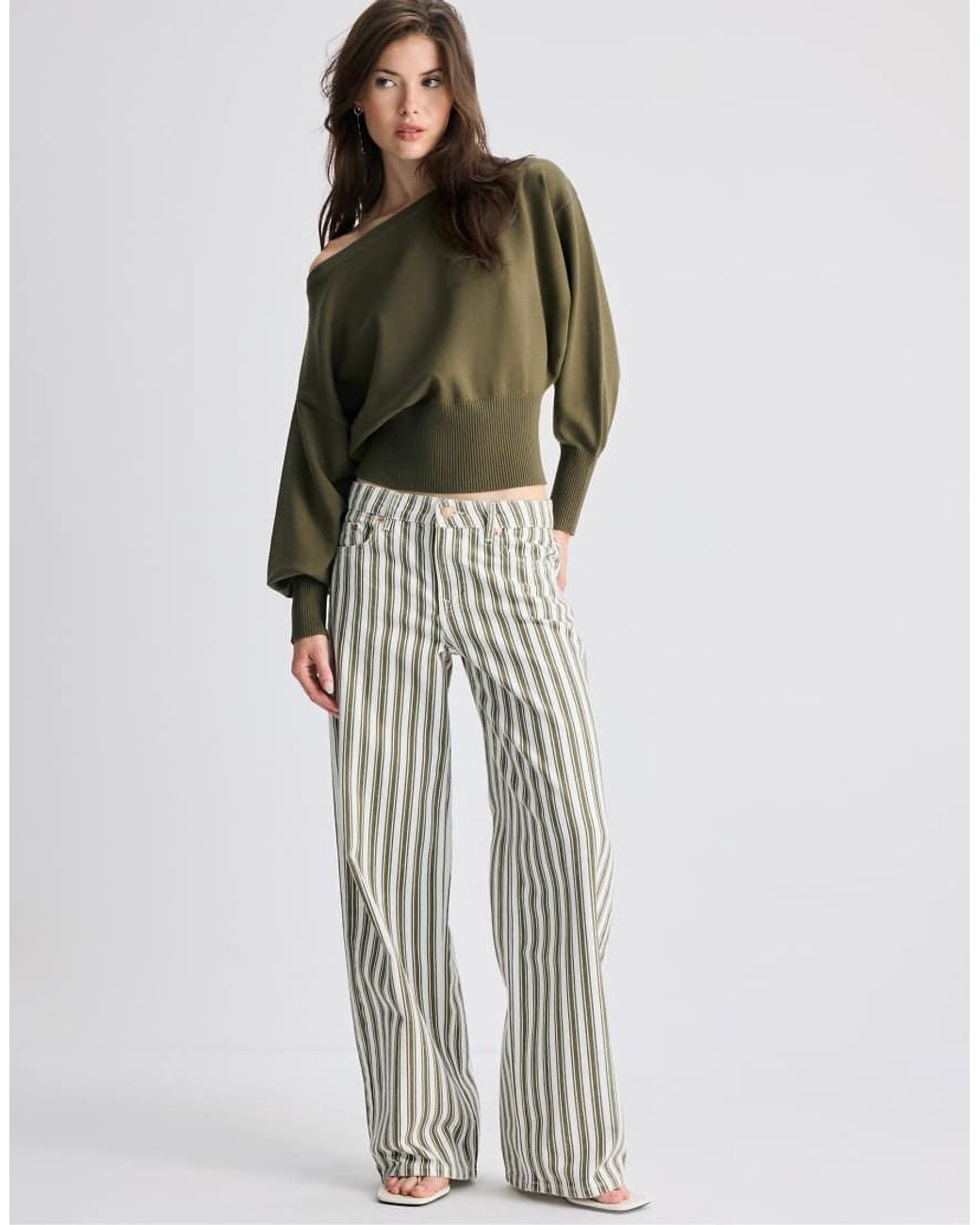 Stradivarius Multicolor Asymmetric Ribbed Hem Knit Sweater