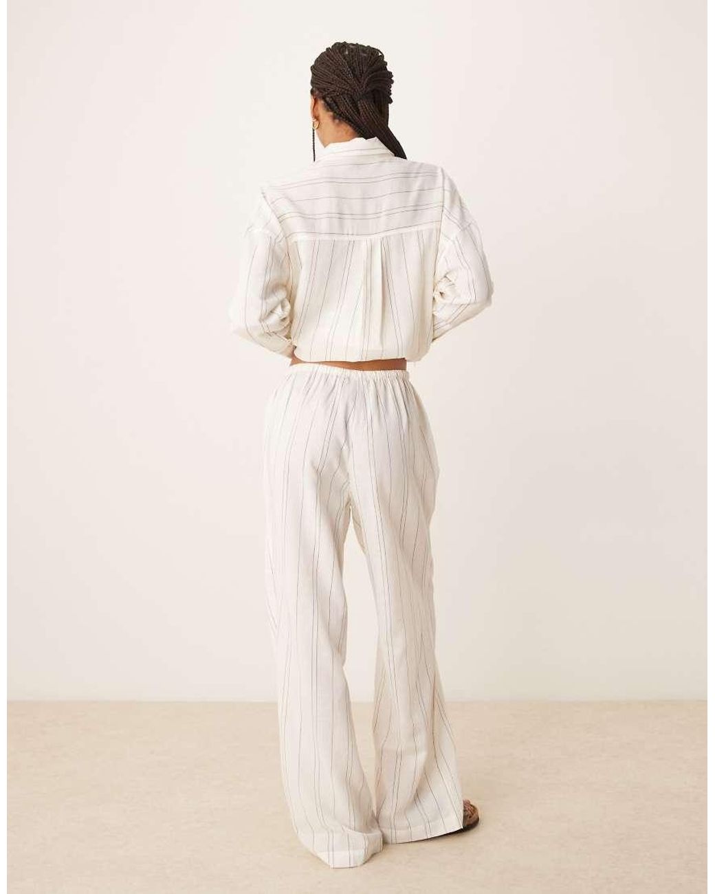 ASOS Belle in het Natural