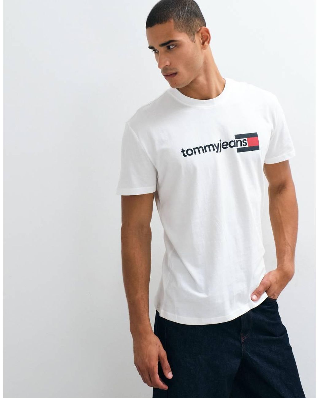 Tommy Hilfiger White Dna Logo T-shirt for men