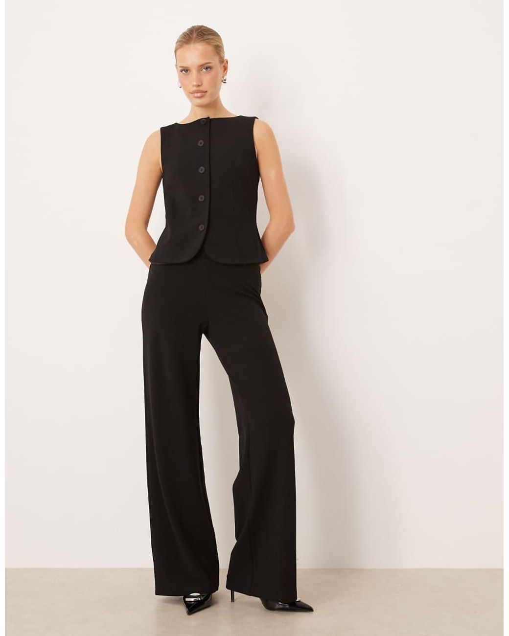 Avay di Mango in Black