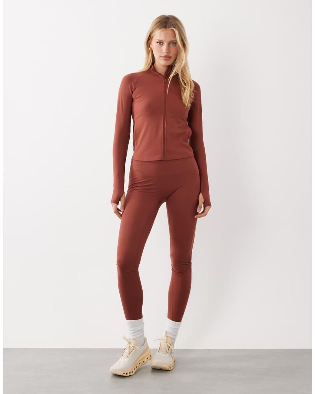 4505 Icon in het Red