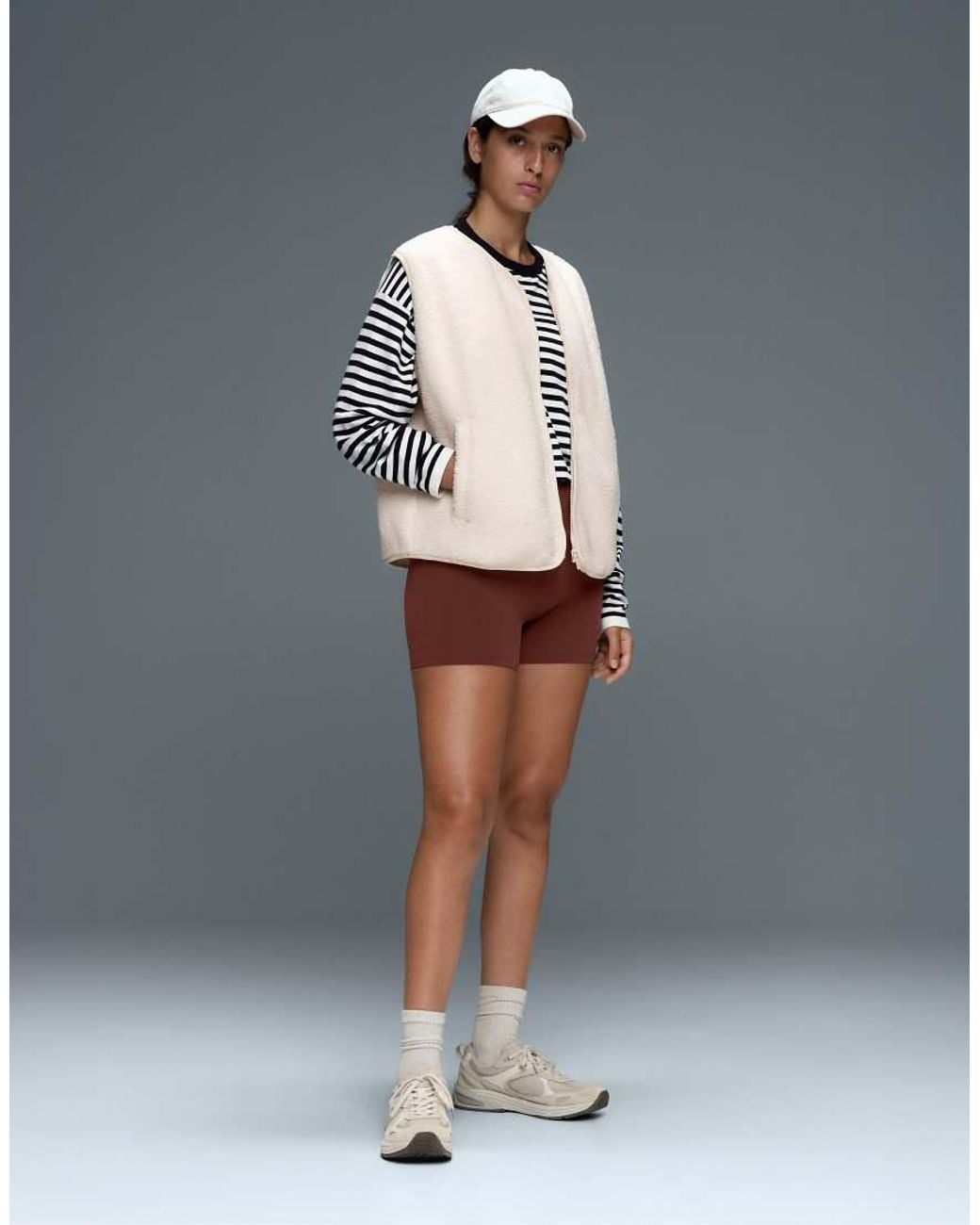Oysho Brown Comfortlux High-Rise 10Cm Hot Pants