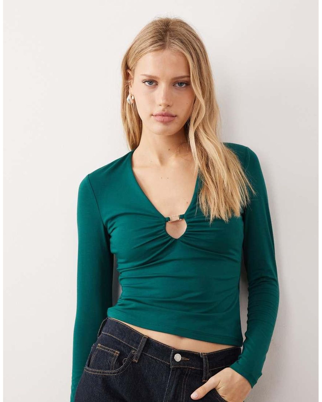 Abercrombie & Fitch Green Bra Free V Neck Long Sleeve Hardware Top