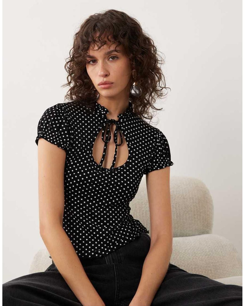 Miss Selfridge Black Cap Sleeve Keyhole Top