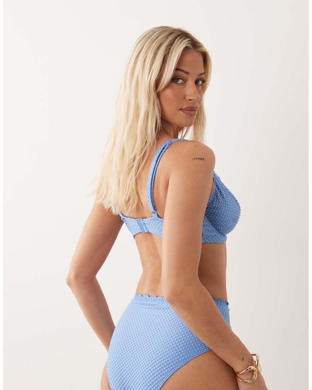 Peek & Beau Blue Textured Scallop Trim Underwire Bikini Top