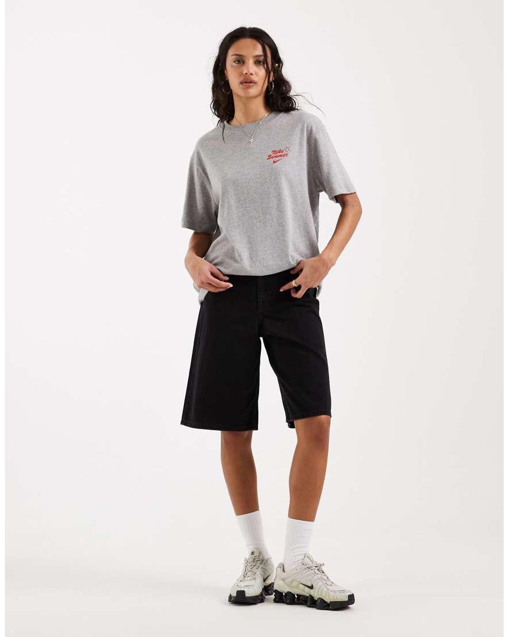 Nike Gray Oversized Boxy Graphic T-shirt