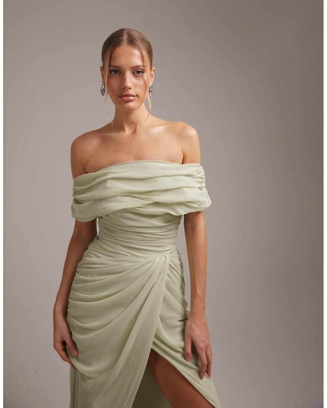 ASOS Bruidsmeisjes in het Brown