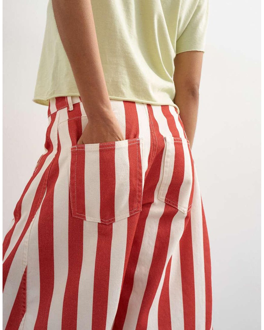 TOPSHOP White Denim Barrel Jort