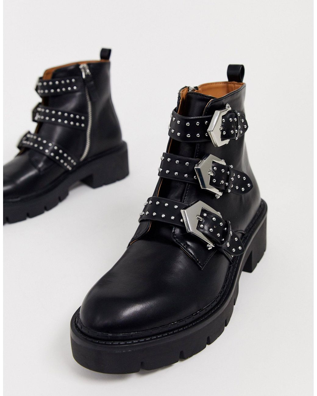 Botas con suela gruesa, múltiples hebillas y tachuelas en negro Pull&Bear  de color Negro | Lyst