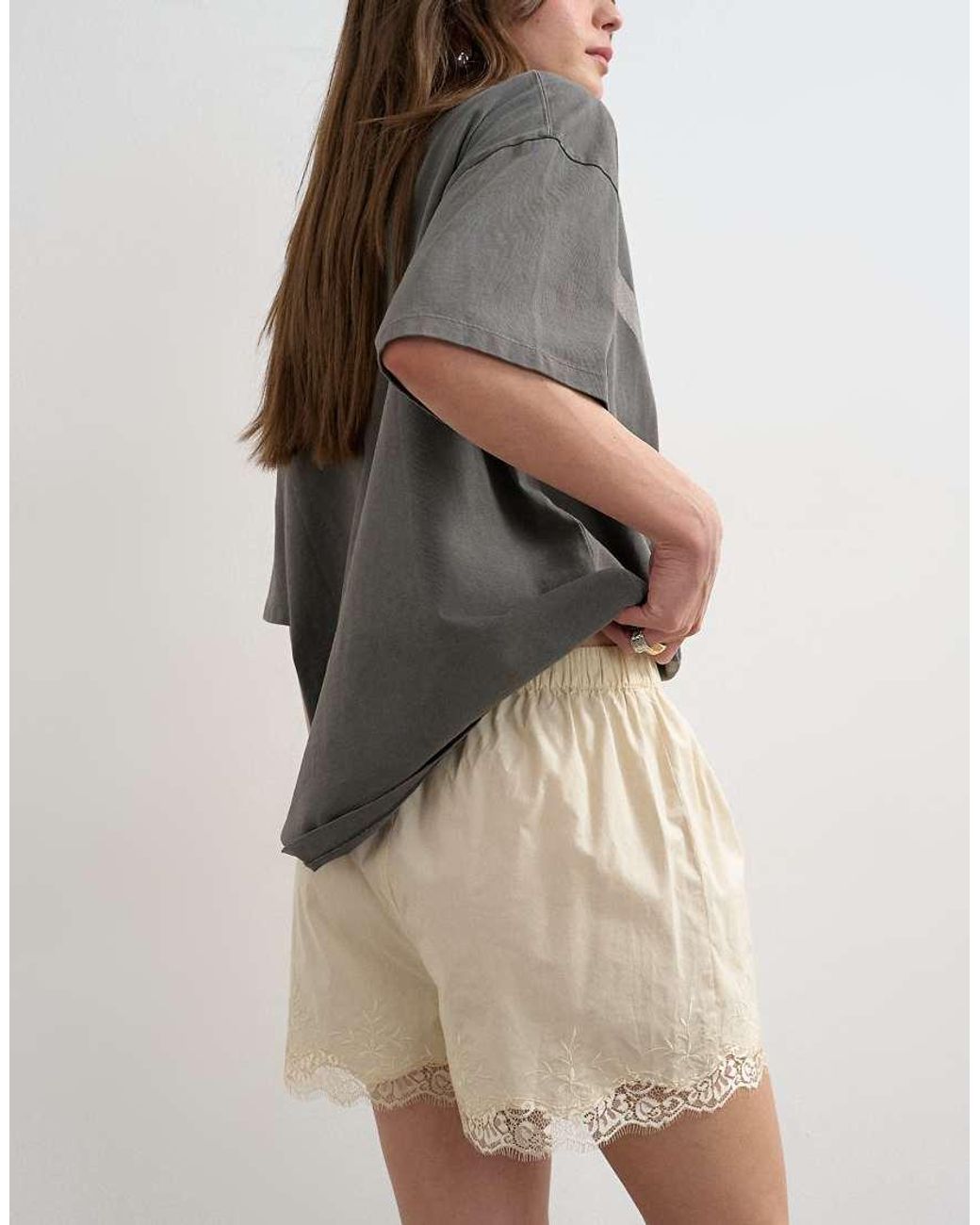TOPSHOP Gray Crinkle Lace Trim Short