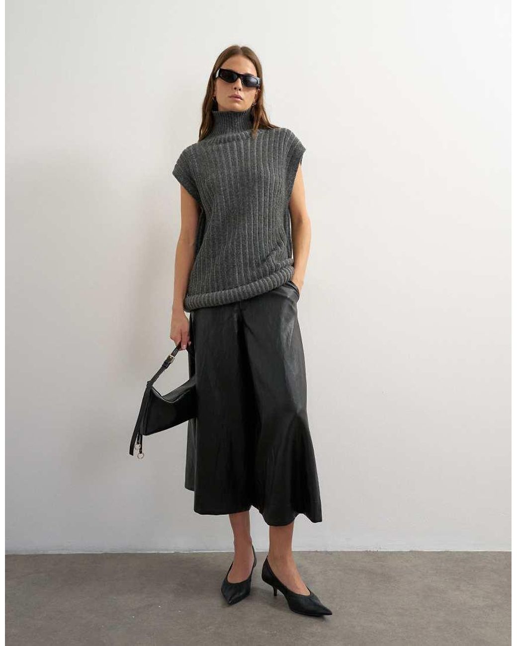 TOPSHOP Gray Knitted Ribbed Funnel Neck Wool Longline Top With Tube Hem