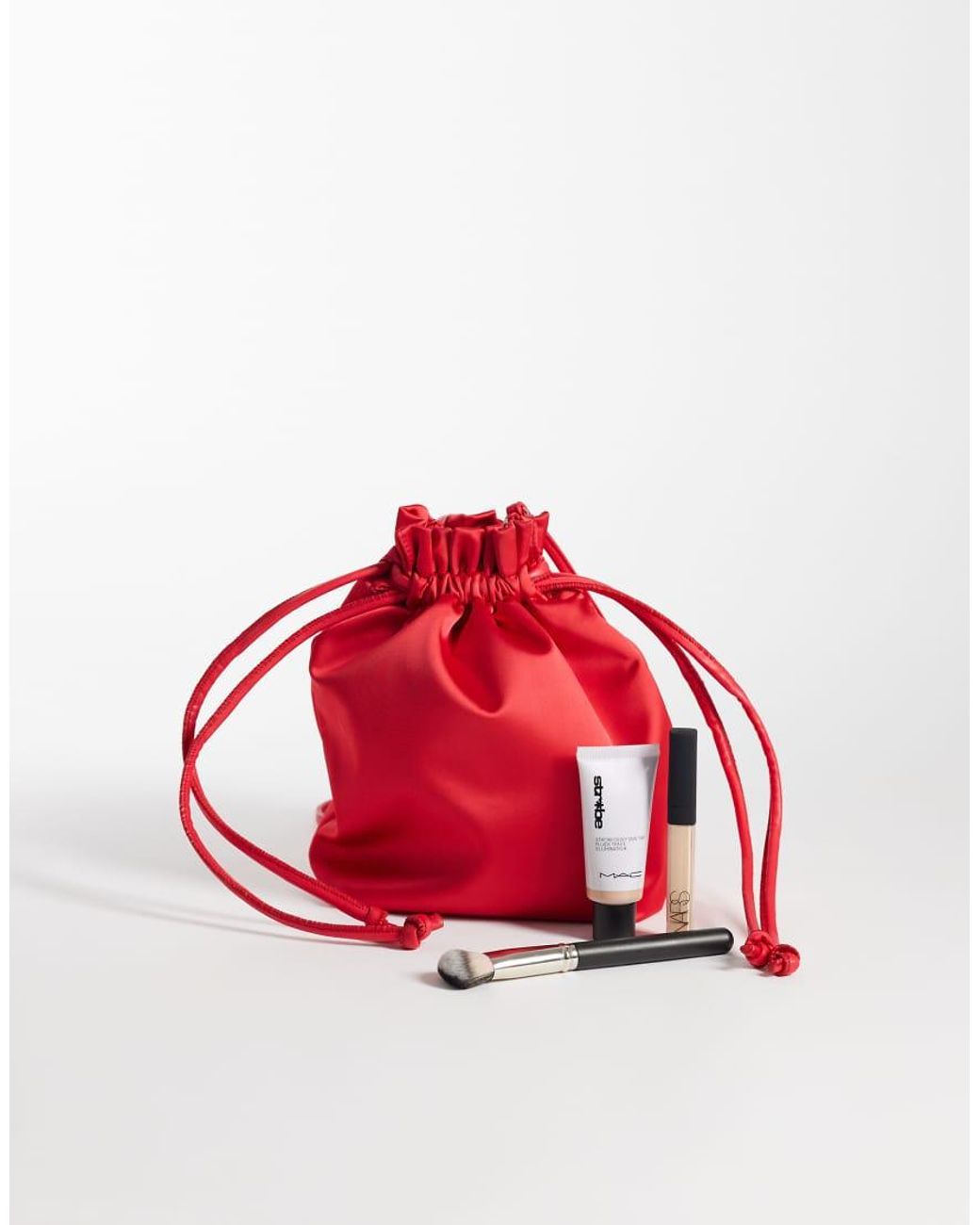 Pochette di ASOS in Red