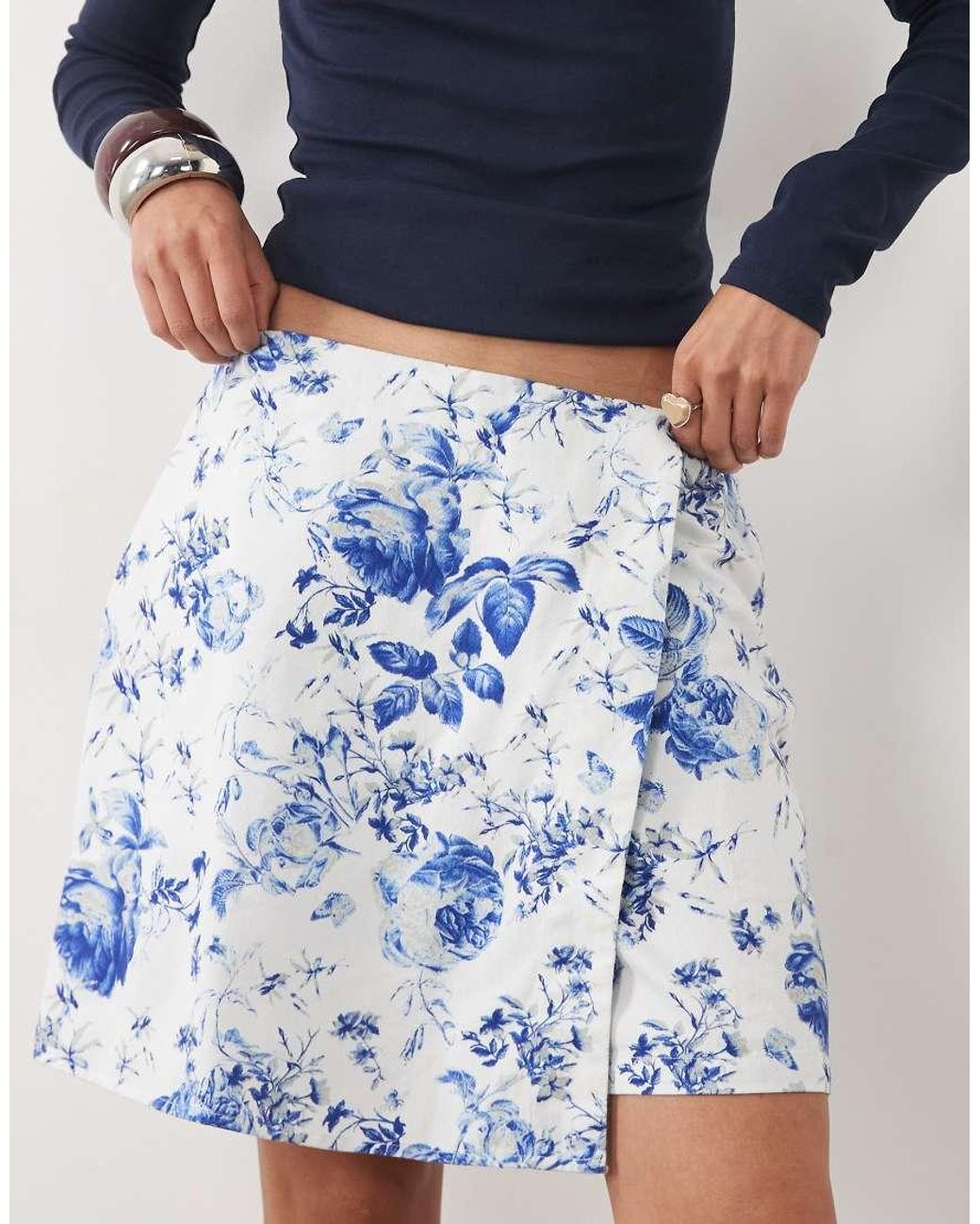 Vero Moda Blue Mid Rise Skort