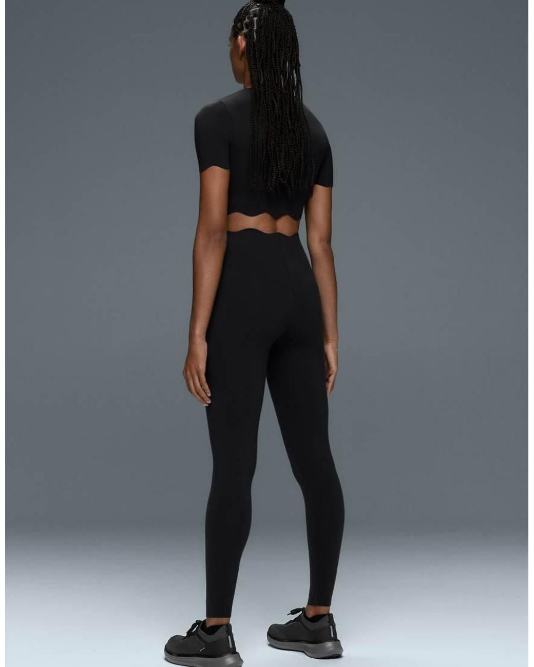 Oysho Black Wavy Compressive Tank Top