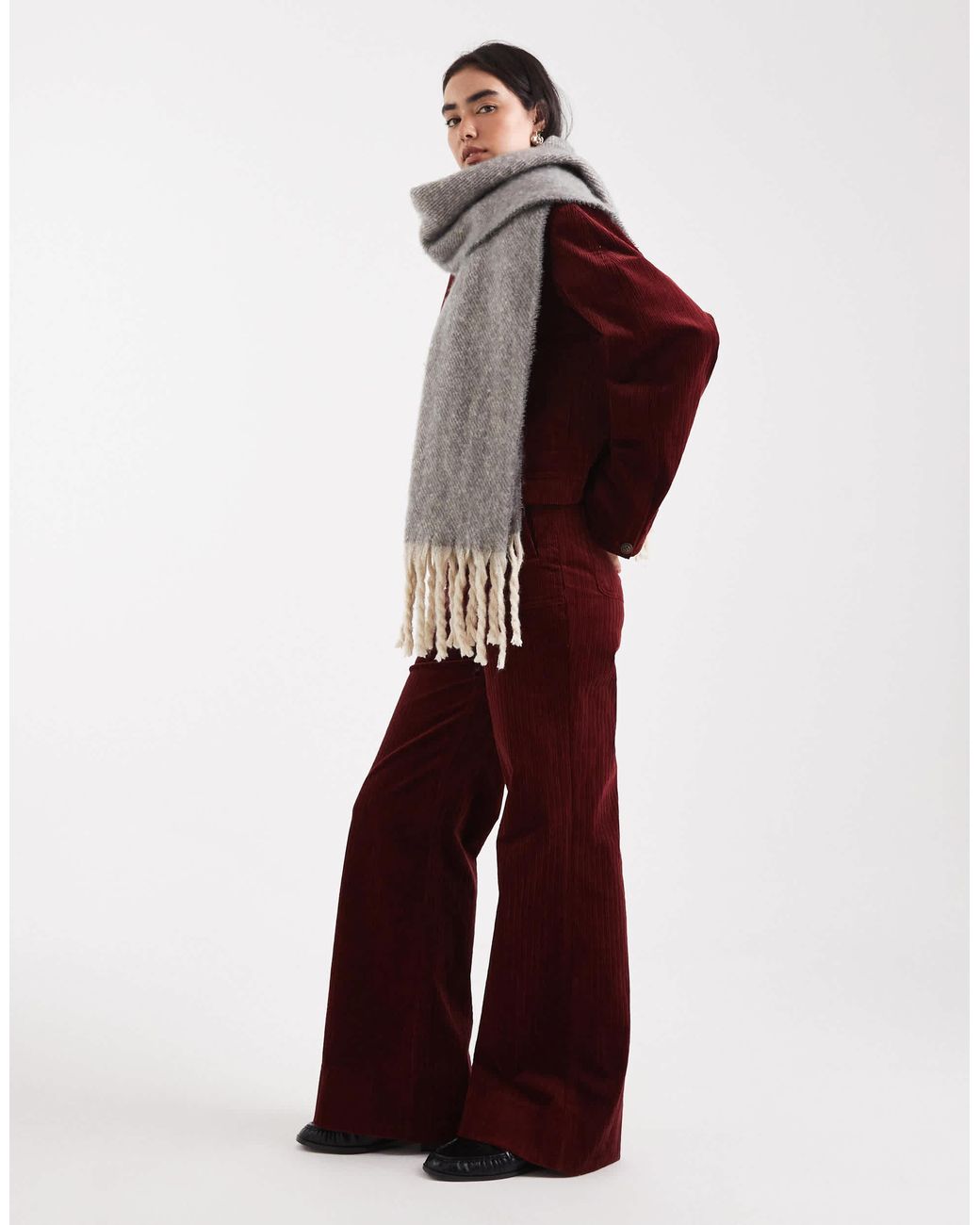 Threadbare Red – deckenschal