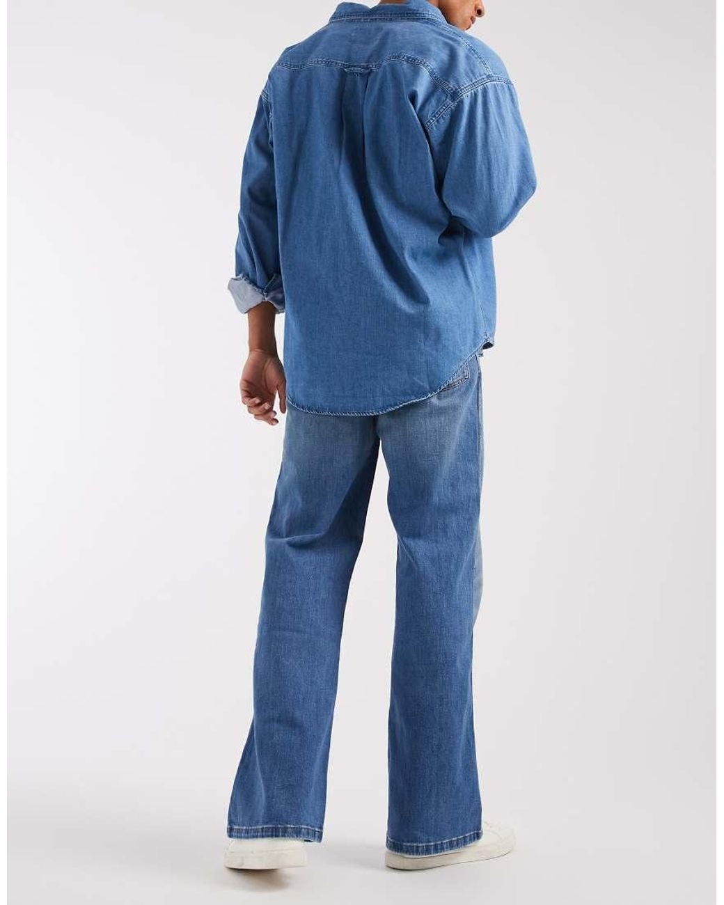 Wrangler Blue Loose Boot Fit Jeans for men