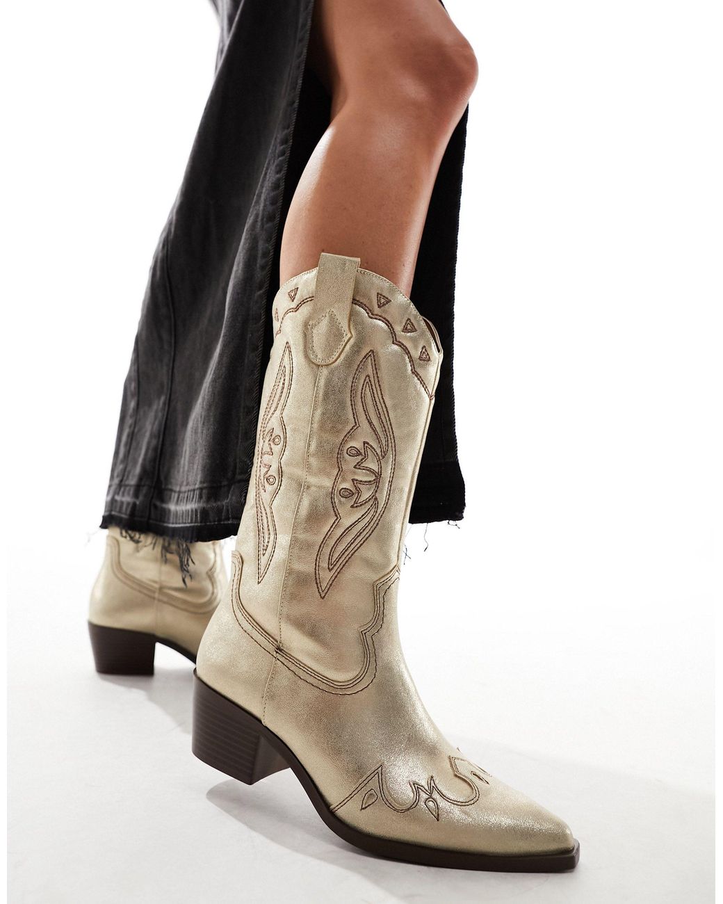 stradivarius green boots