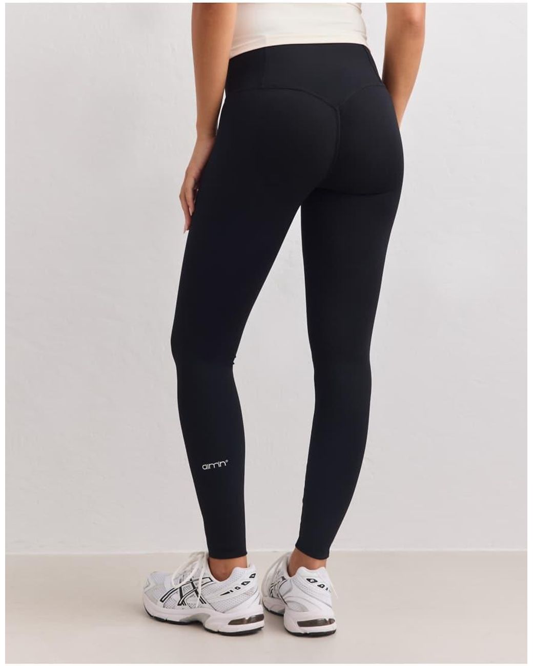 Aim'n Blue Sculpting Scrunch Tights