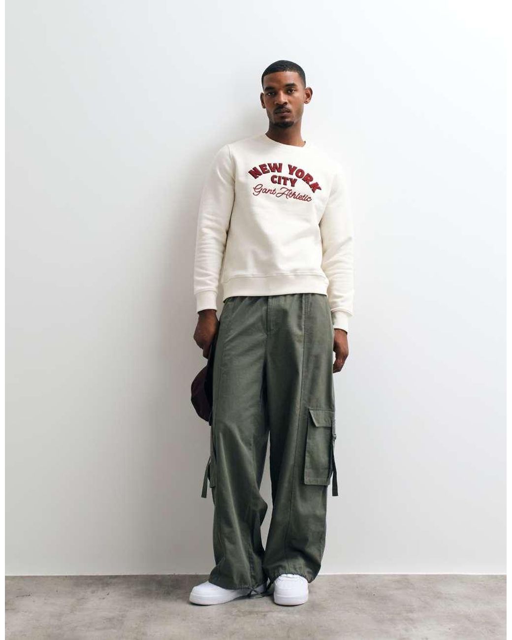 Gant White Chest Graphic Logo Sweatshirt for men