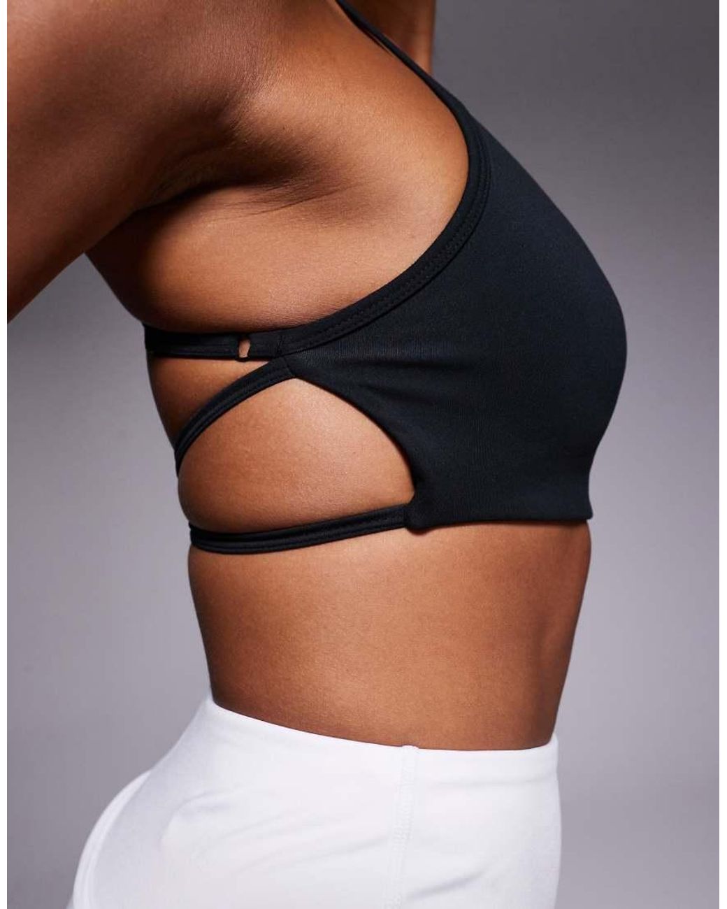4505 Black Cross Back Light Support Sports Bra