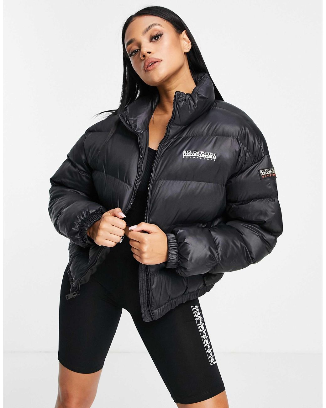Napapijri Box Cropped Puffer Jacket in Black | Lyst