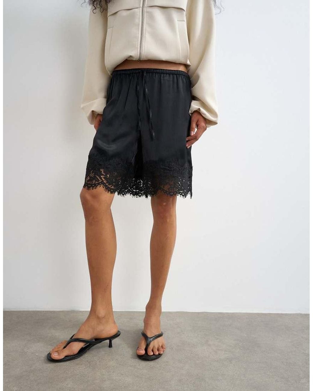 TOPSHOP White Satin Feel Lace Insert Bermuda Short