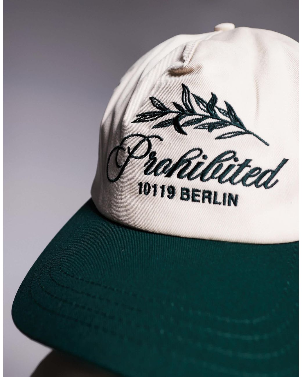 Casquette à logo feuille et visière contrastante - blanc crème et Prohibited pour homme en coloris Green