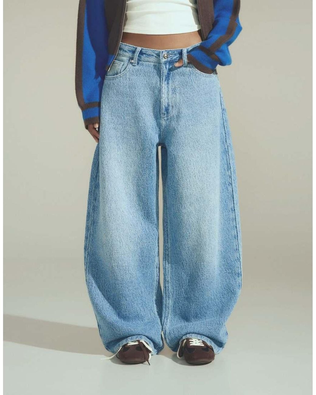 Bershka Blue Textured Barrel-leg Jeans