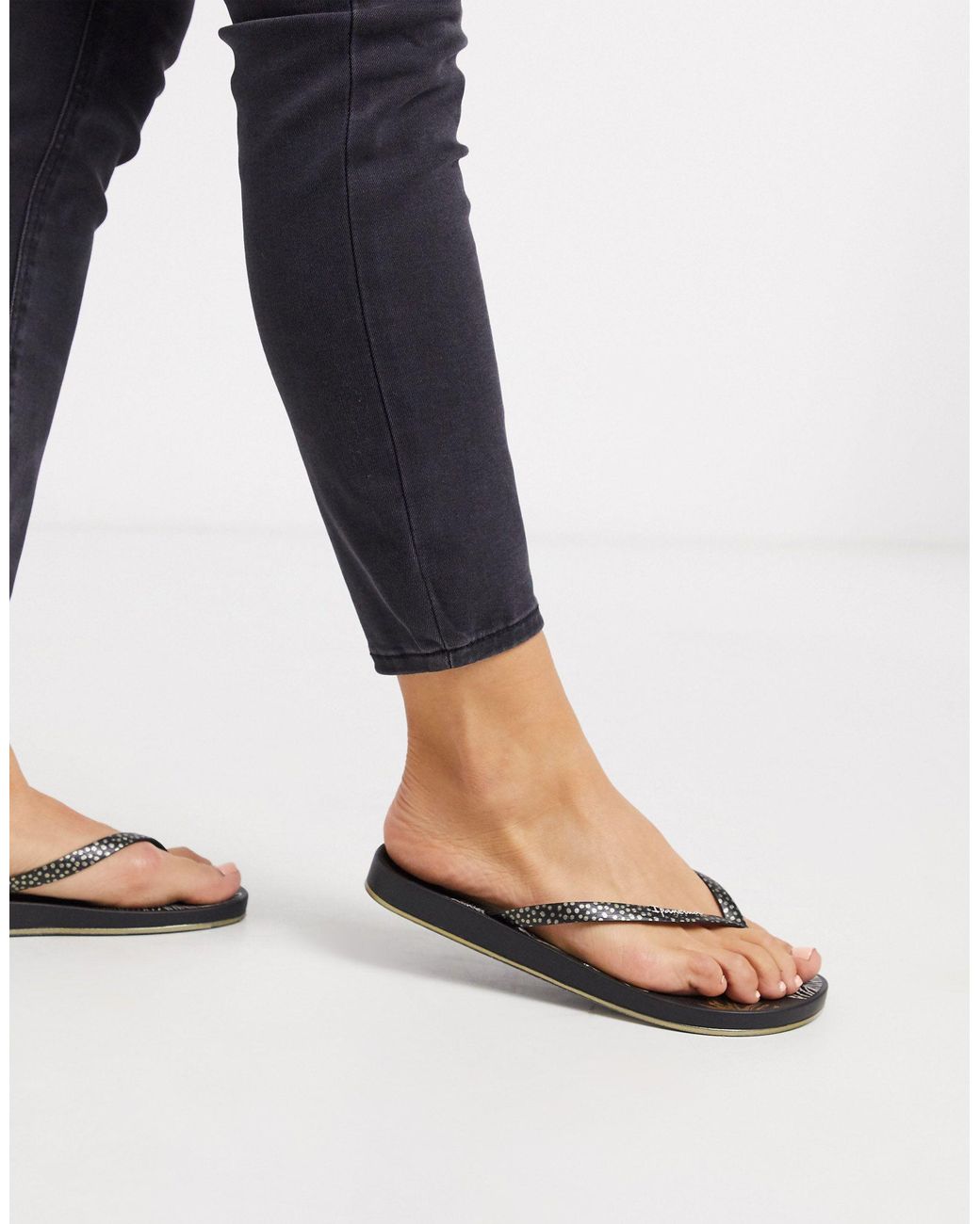 Ipanema Anatomica Nature Leaf Flip Flop Sandal in Black | Lyst