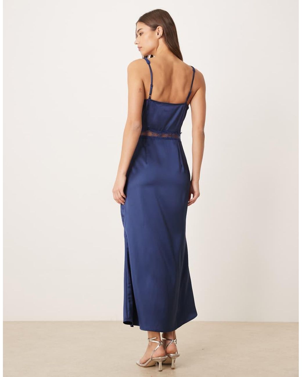 Never Fully Dressed Mimi in het Blue