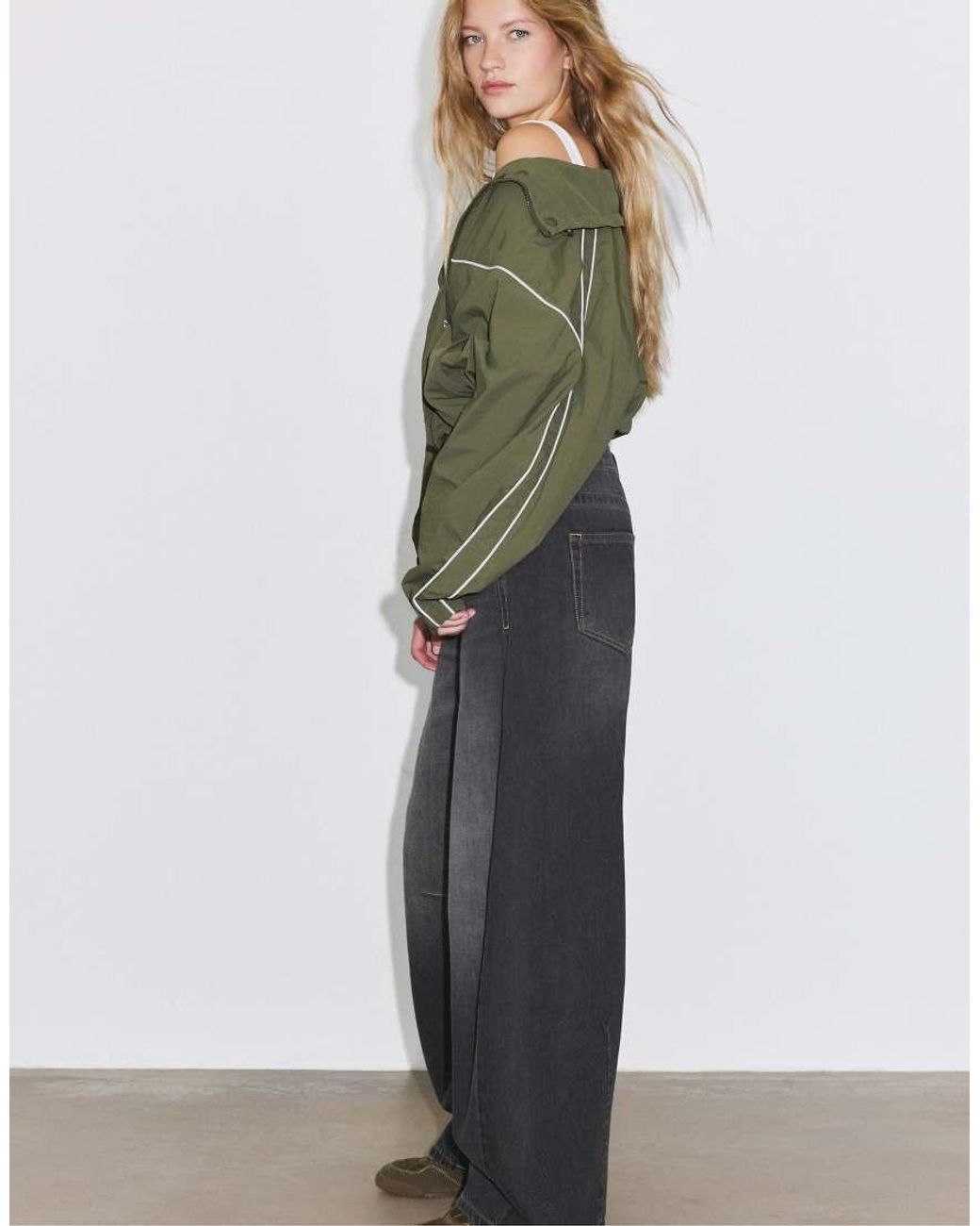 Stradivarius Gray Low-rise Balloon Jeans