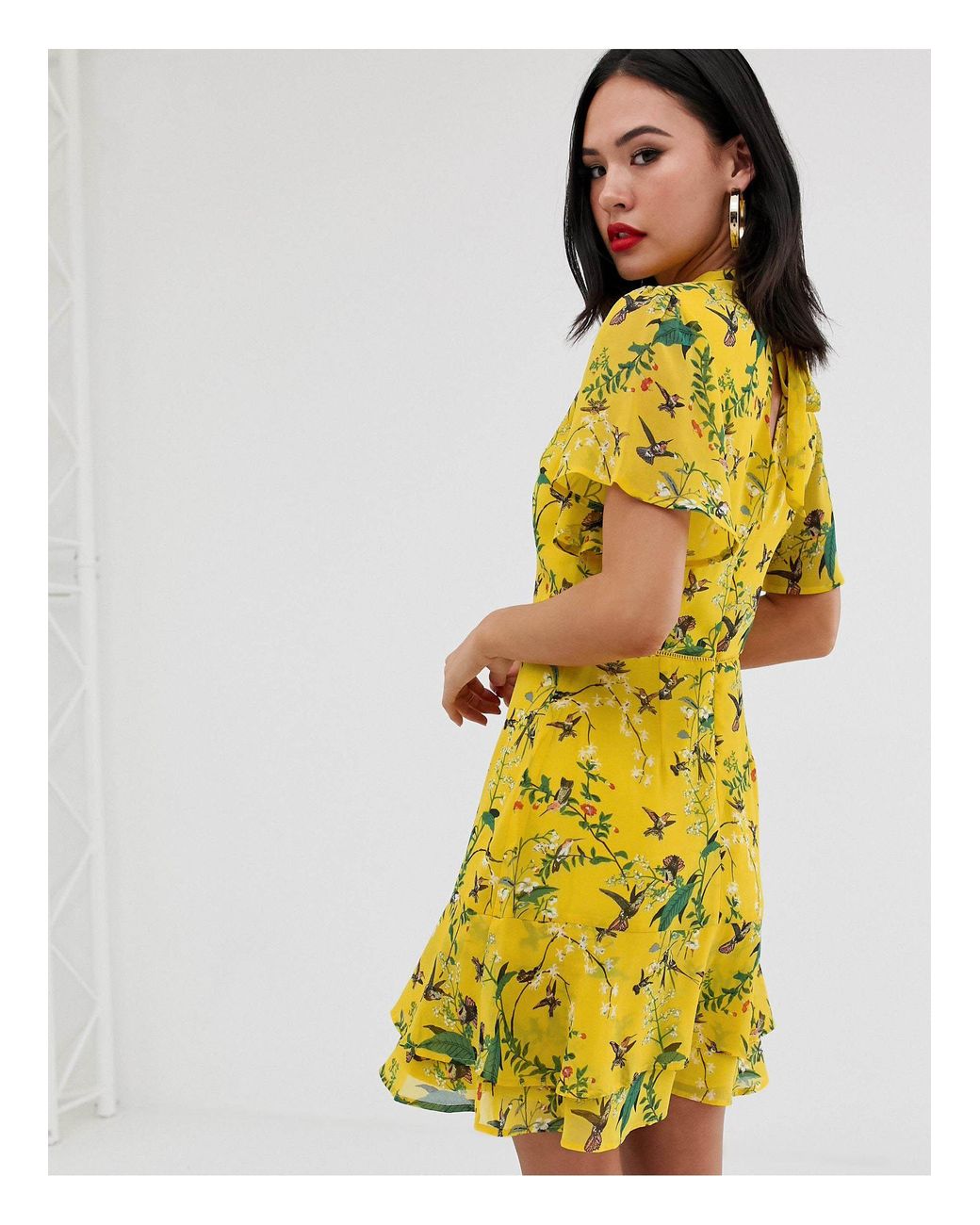 Oasis Synthetic Floral Ruched Tea Dress in Yellow | Lyst