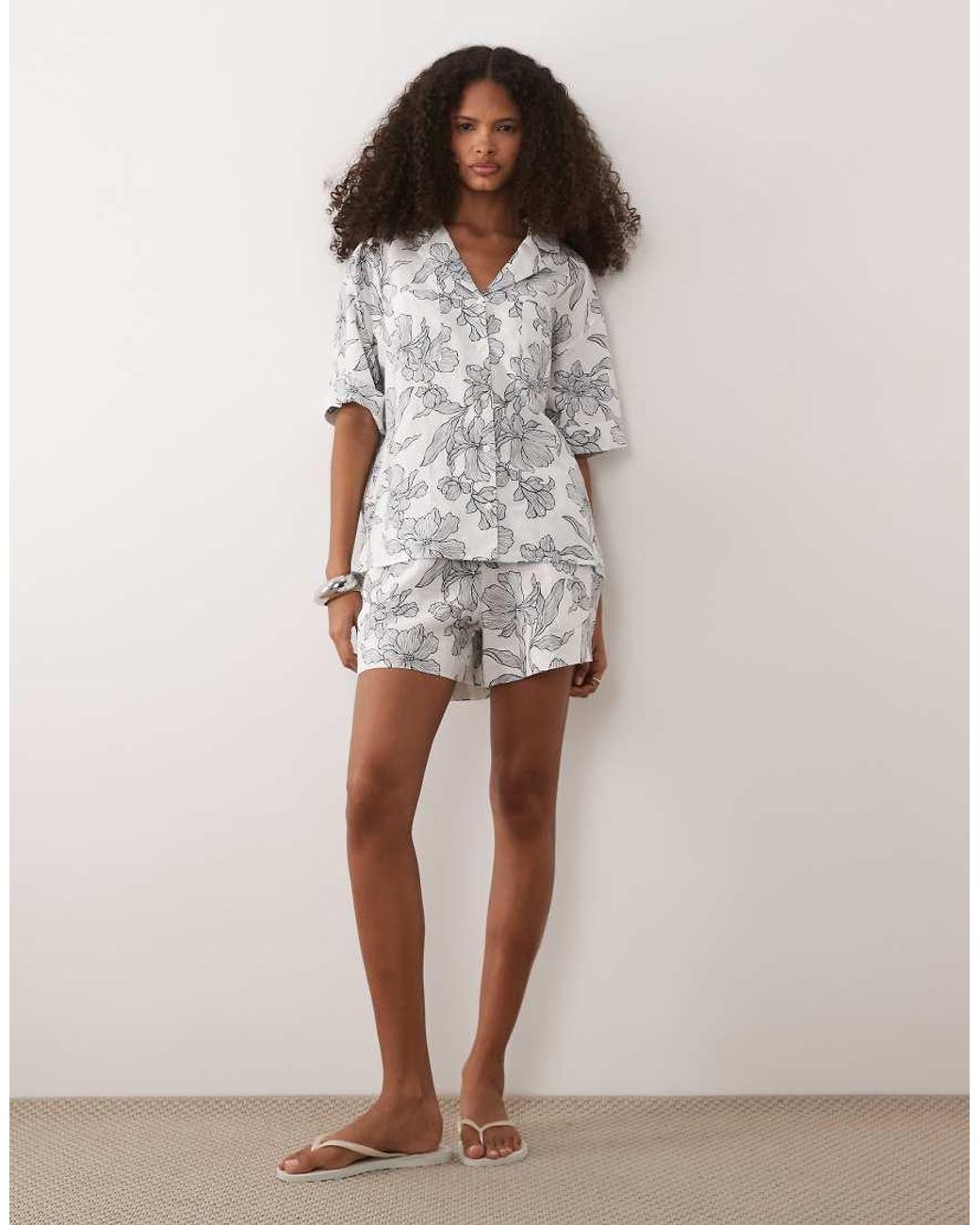 Gant White Linen Mix Floral Print Boxy Fit Shirt