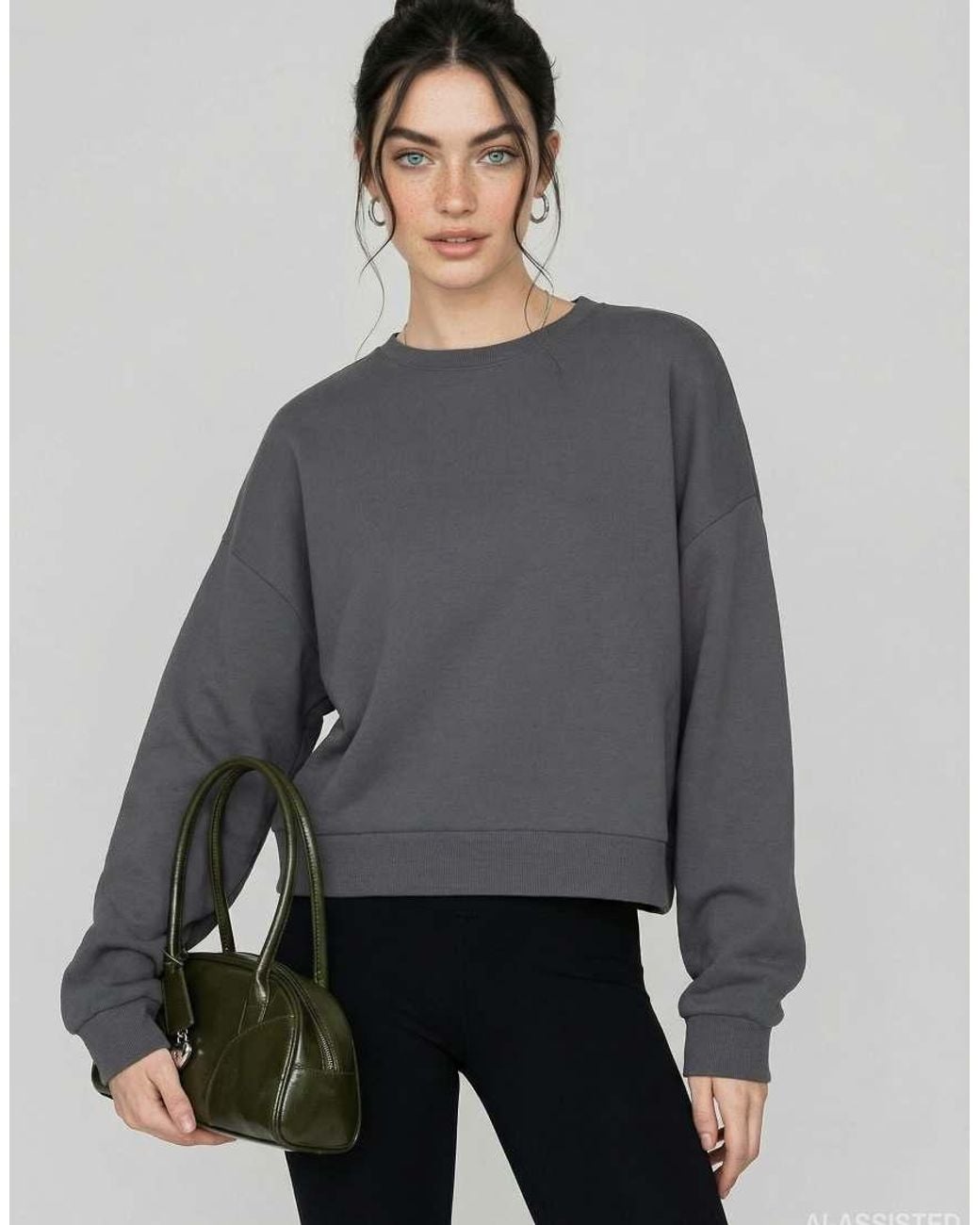 HYPEDROP Gray Long Sleeved Sweatshirt