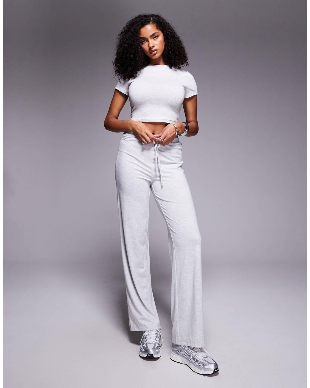 Princess Polly Gray – midvale – set mit hochgeschlossenem cropped-t-shirt und hose mit weitem bein aus feinstrick