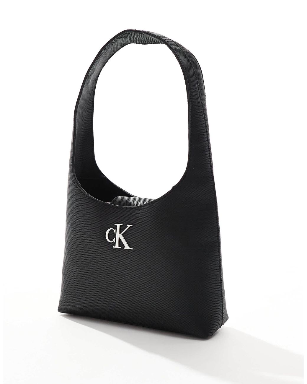 [ ]Minimal Monogram Flap Shoulderショルダーバッグ Minimal Monogram Flap Shoulder Bag | black | Calvin Klein