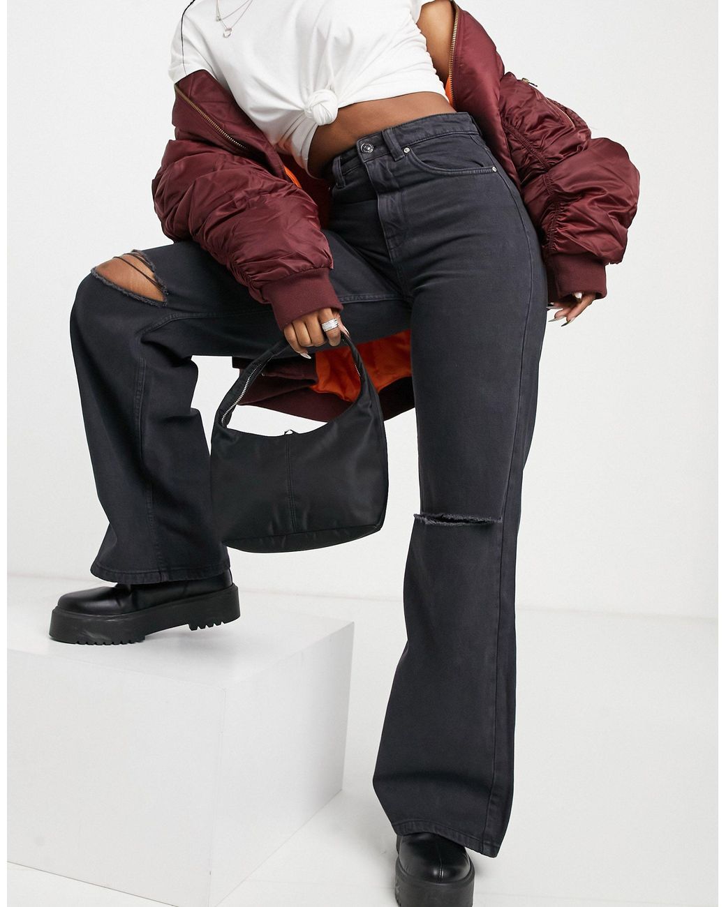 bershka 90's straight leg jeans with rips in blue