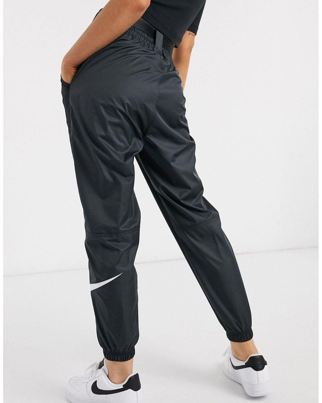 nike woven swoosh black cargo pants with belt