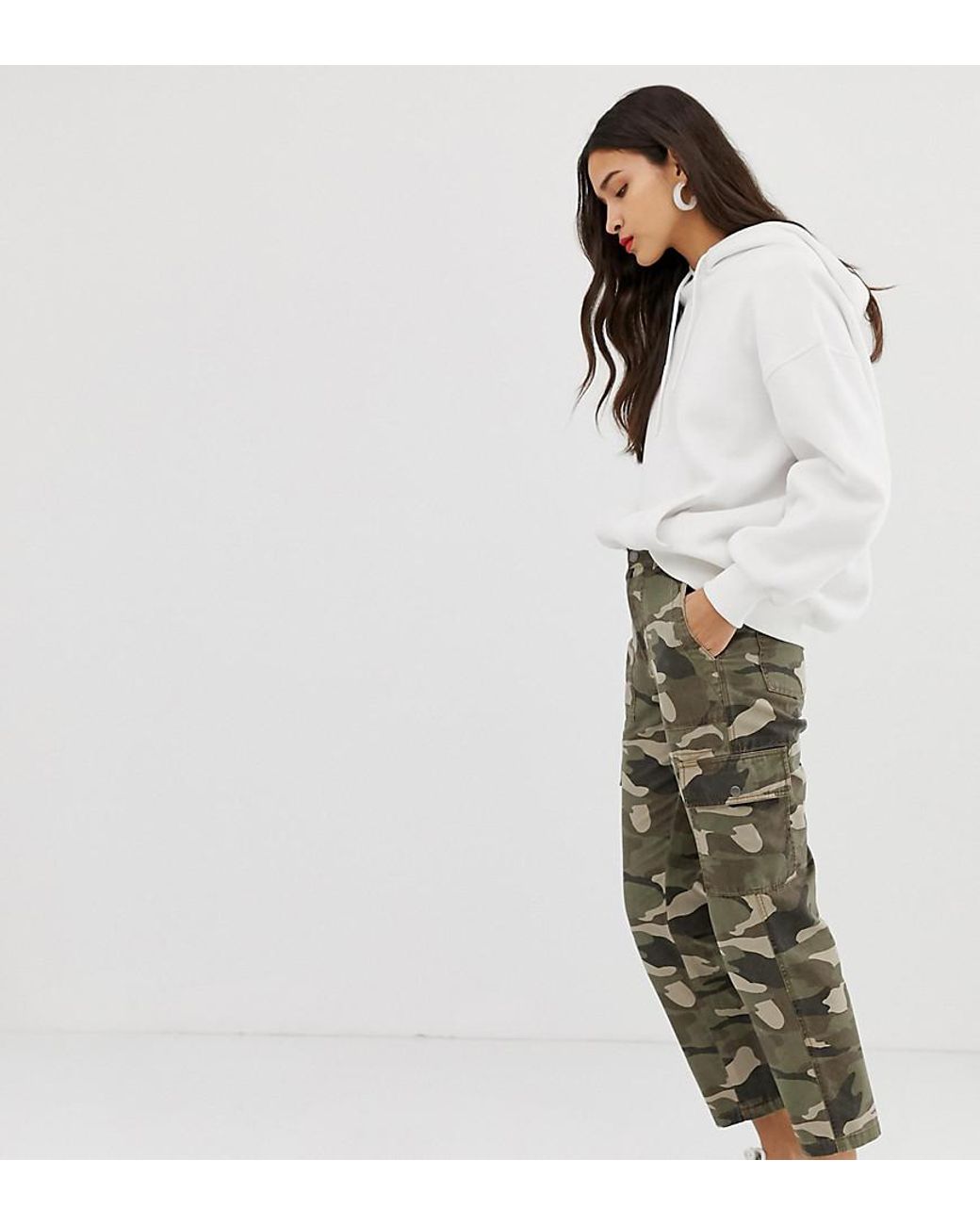 Stradivarius Str Straight Fit Cargo Pant In Camo in Green | Lyst Canada