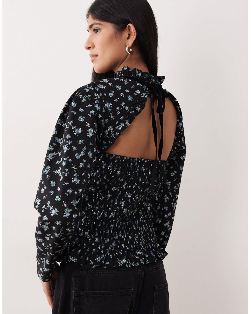 ASOS Long Sleeve Smocked Top With Open Back in Black | Lyst