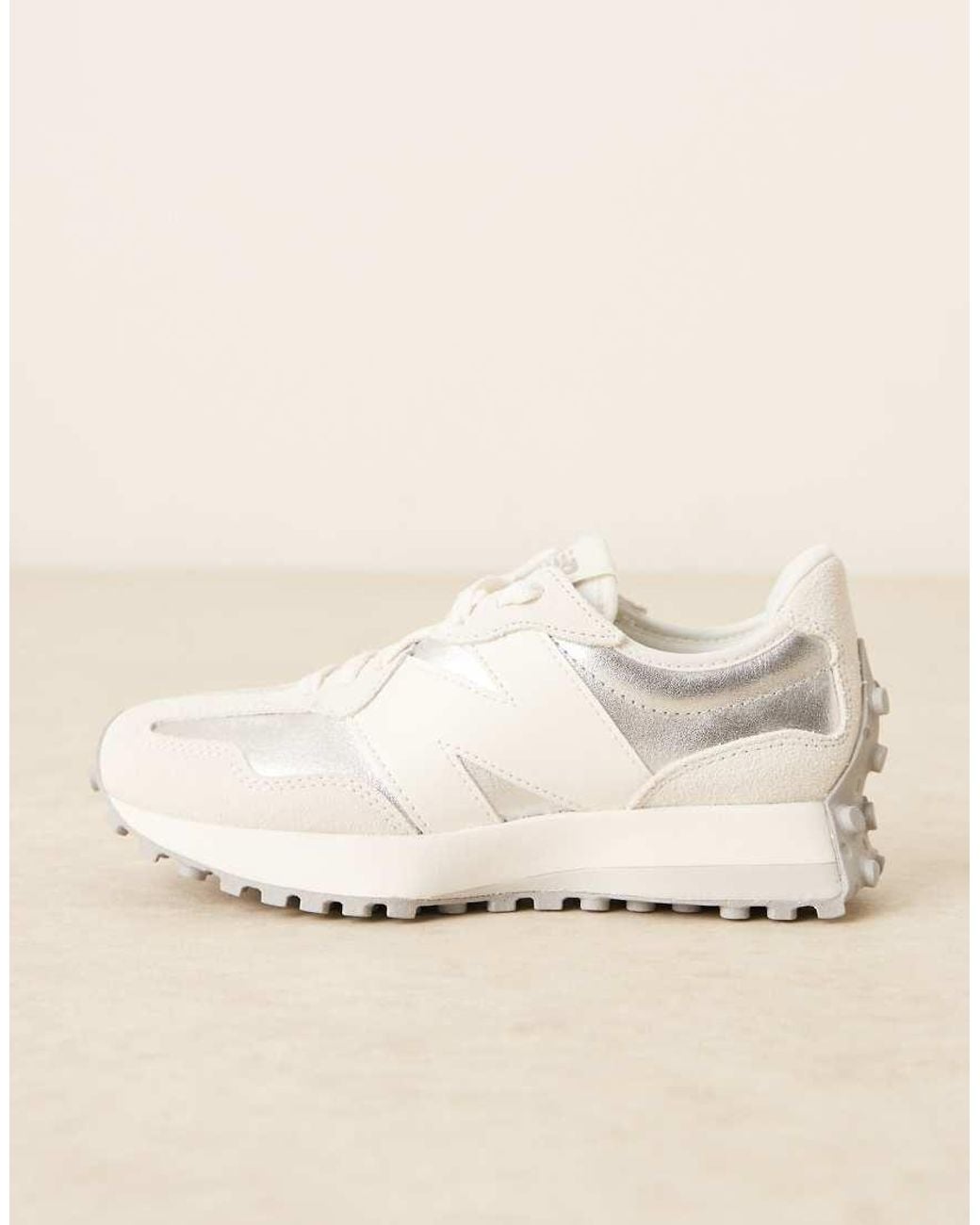 New Balance Natural 327 Sneakers
